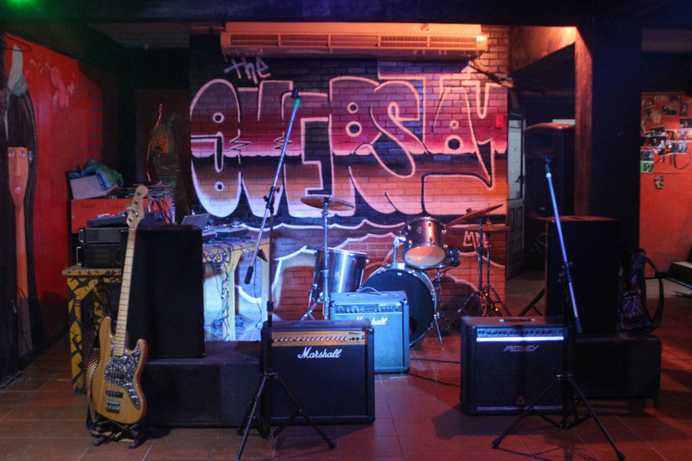 The Overstay * Banguecoque